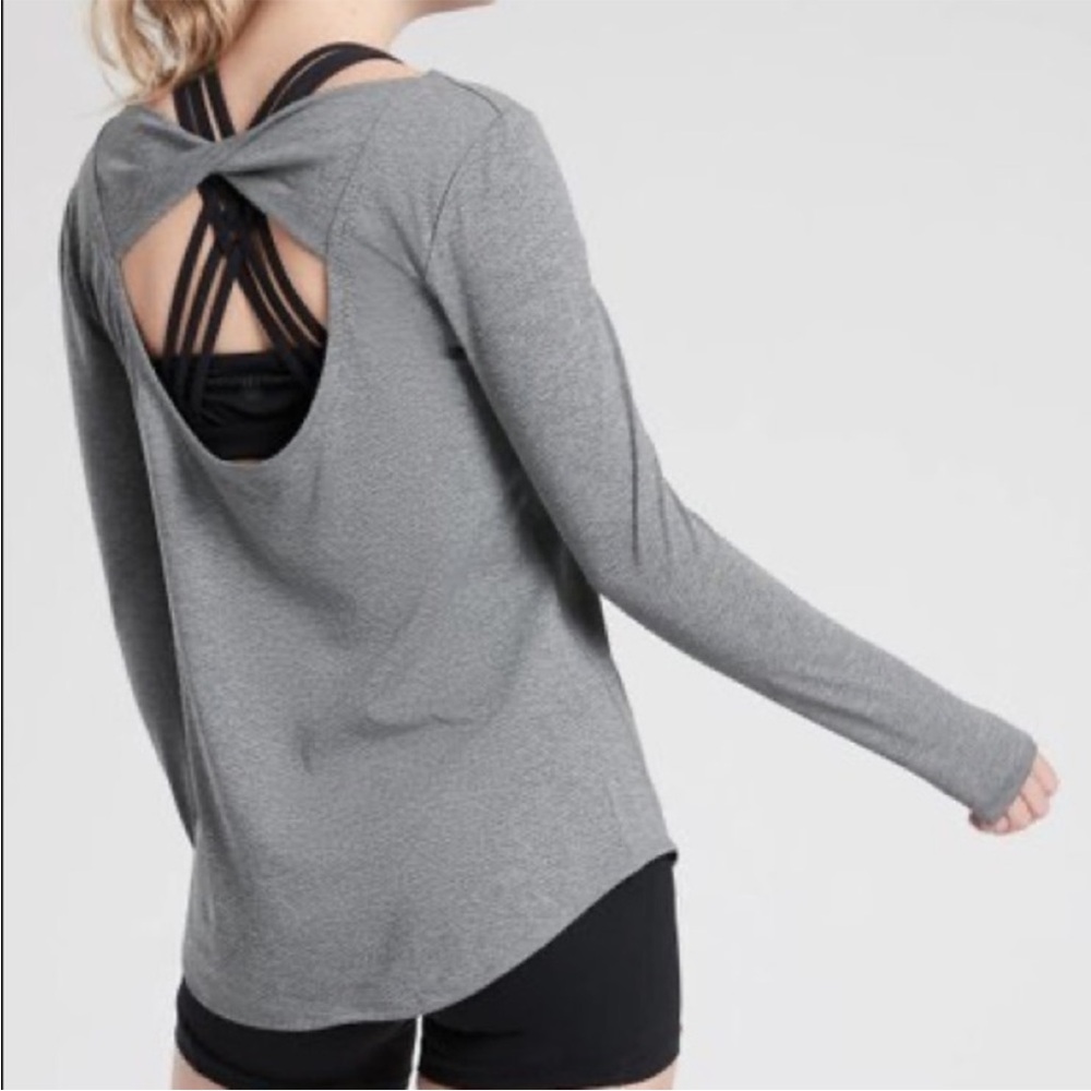 Athleta Gray Long Sleeve Top